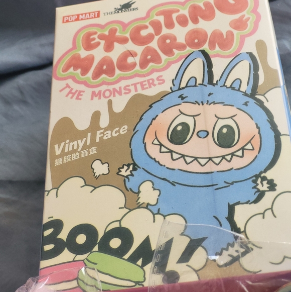 Hello Kitty N Labubu Bundle - Picture 2 of 6